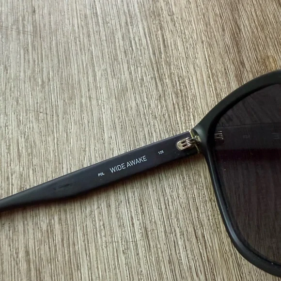 quay australia wide awake black oversized square polarized sunglasses eyewear